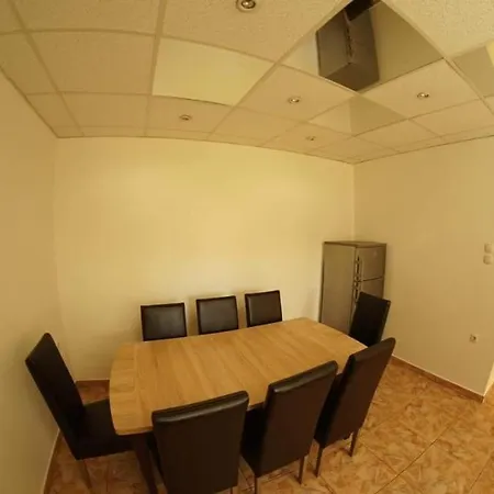 Apartament Tacsko Apartmanhaz Jula