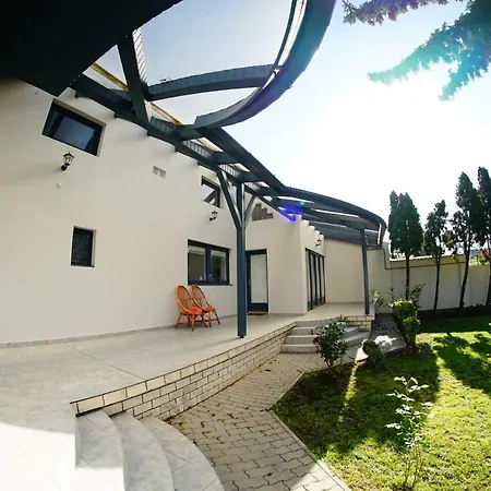Tacsko Apartmanhaz